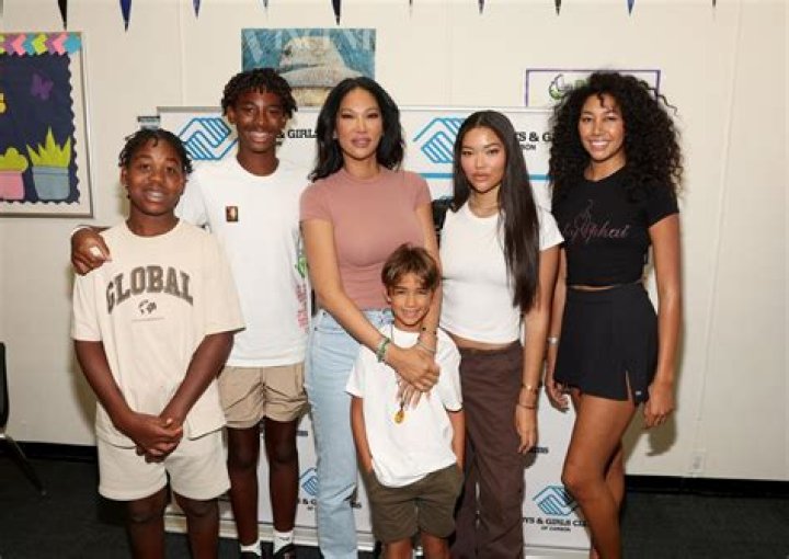 The Father Of Kimora Lee Simmons