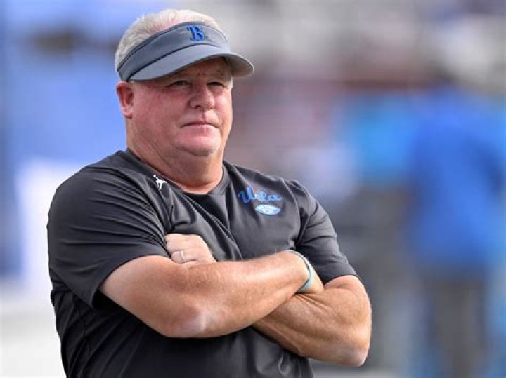 Unlock Chip Kelly's Salary Secrets: Uncover The Surprising Truth
