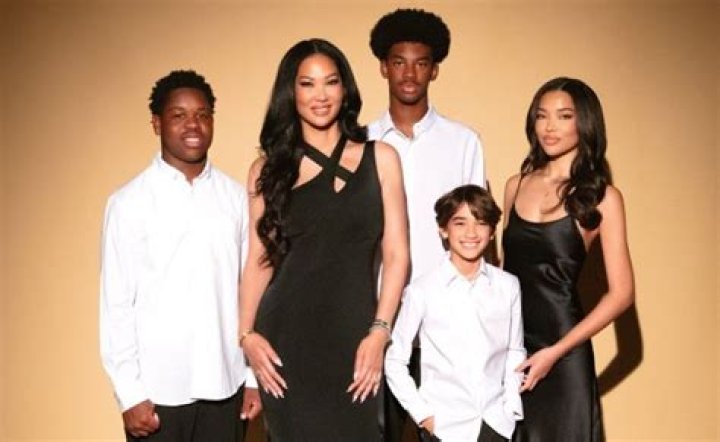 Unveiling The Extraordinary Influence Of Kimora Lee's Mother