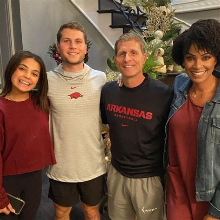 Unveiling The Inner Circle: Eric Musselman's Family Legacy