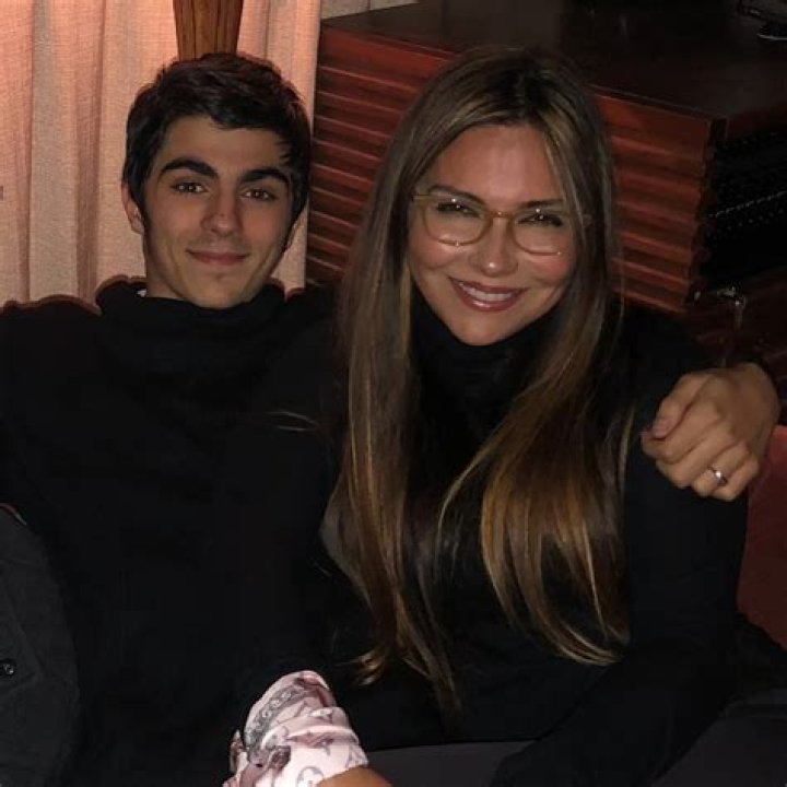 Unveiling The Intriguing World Of Vanessa Marcil's Relationships
